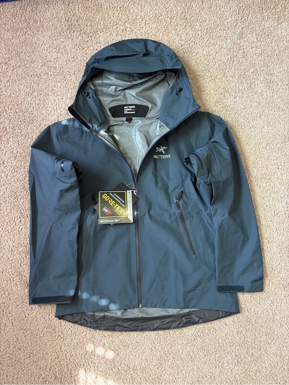 Blue “Cobalt Moon” Arc’teryx BETA SL - Size Men L